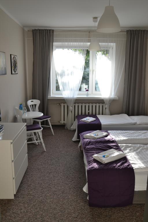 Hotel Pod Debem Зелёна-Гура Экстерьер фото