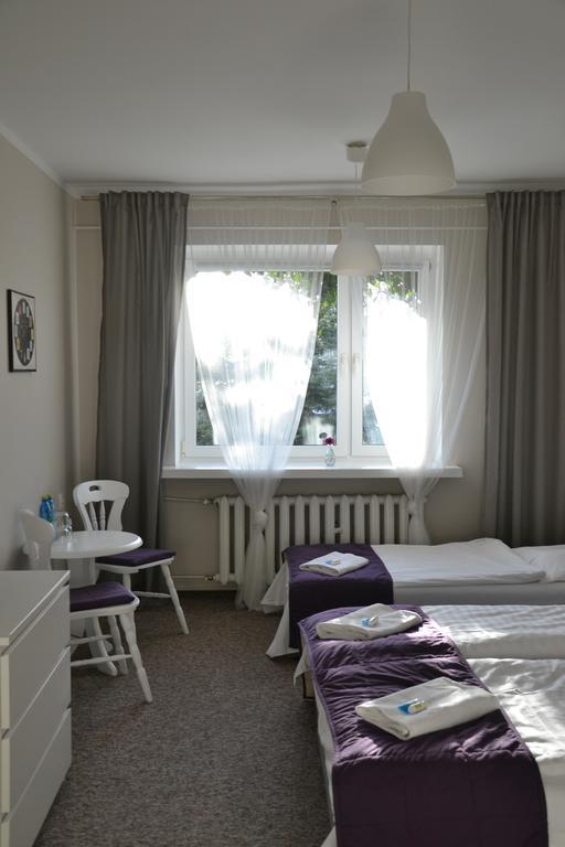 Hotel Pod Debem Зелёна-Гура Экстерьер фото